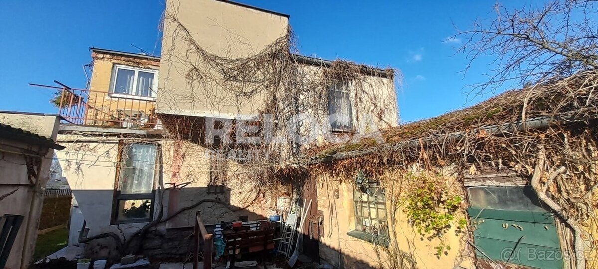 Prodej prostorného domu,pozemek 480m²,garáž,studna,zahrada - 8