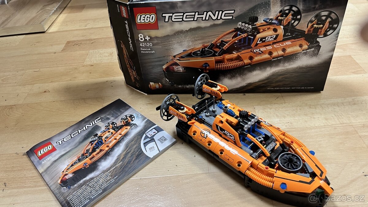 LEGO 42120 Technic Záchranářský vznášedlo - 8