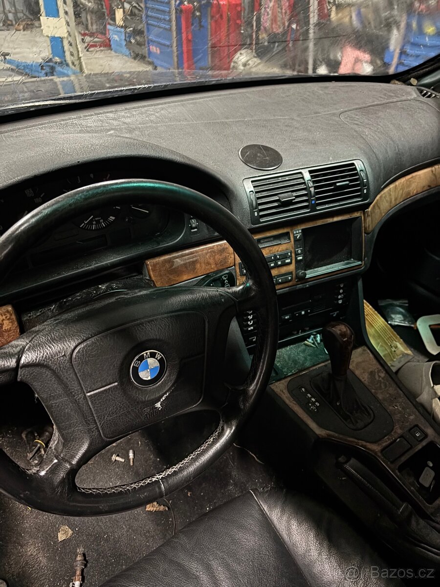 E39 528i náhradní díly - 8