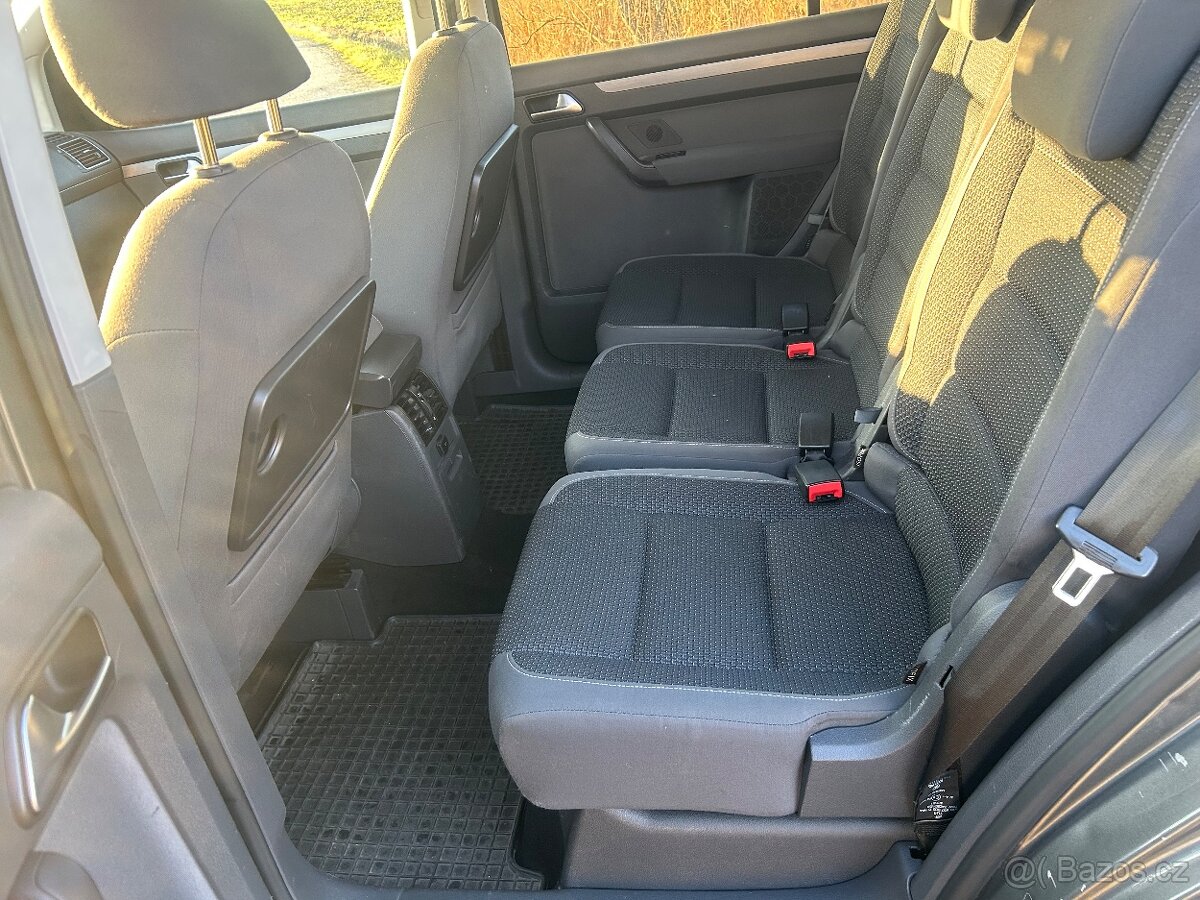 VW Touran 2.0 103 KW - 8