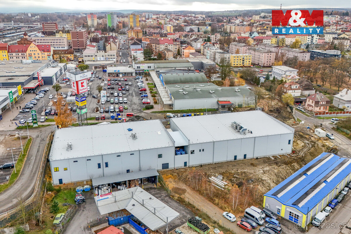 Pronájem skladu, 2200 m², Cheb, ul. Karlova - 8