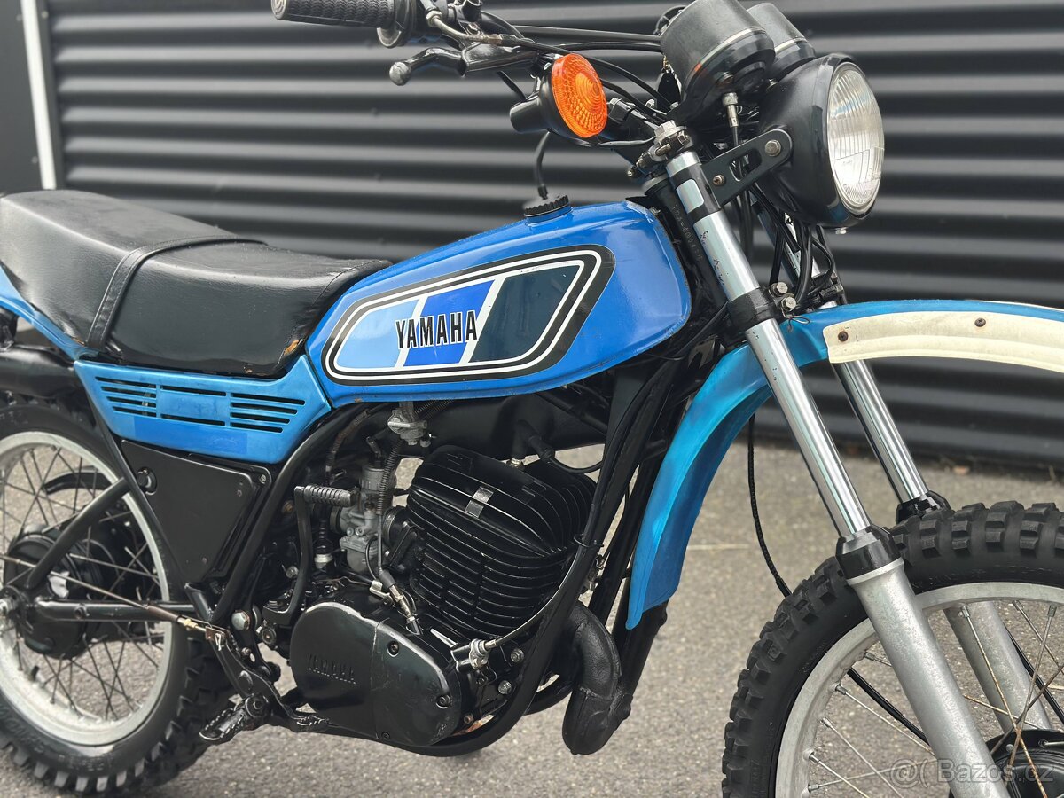 Yamaha DT 400 1977 - 8
