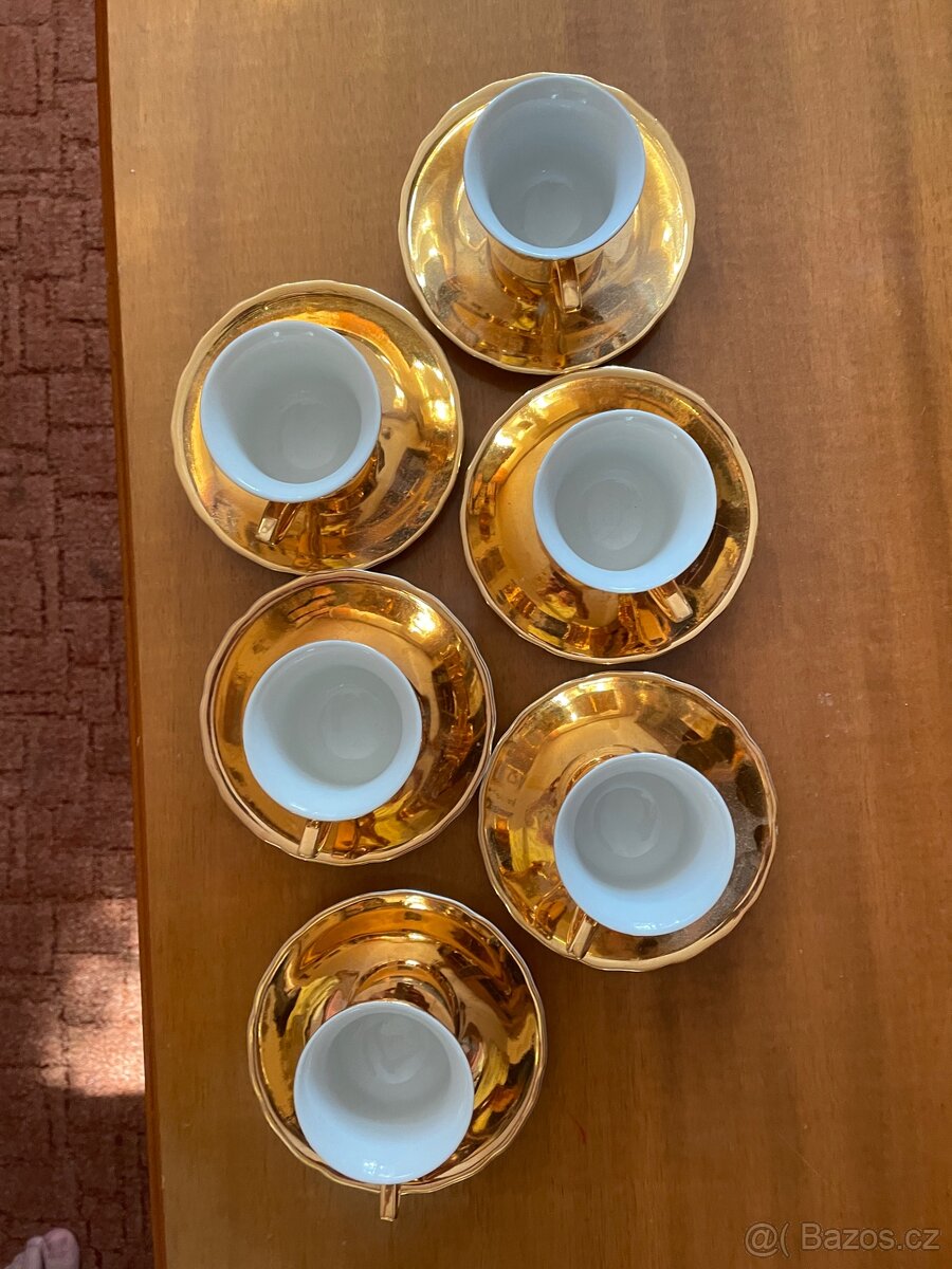 Set kávové soupravy 6 hrnečků a 6 taliřků - 8