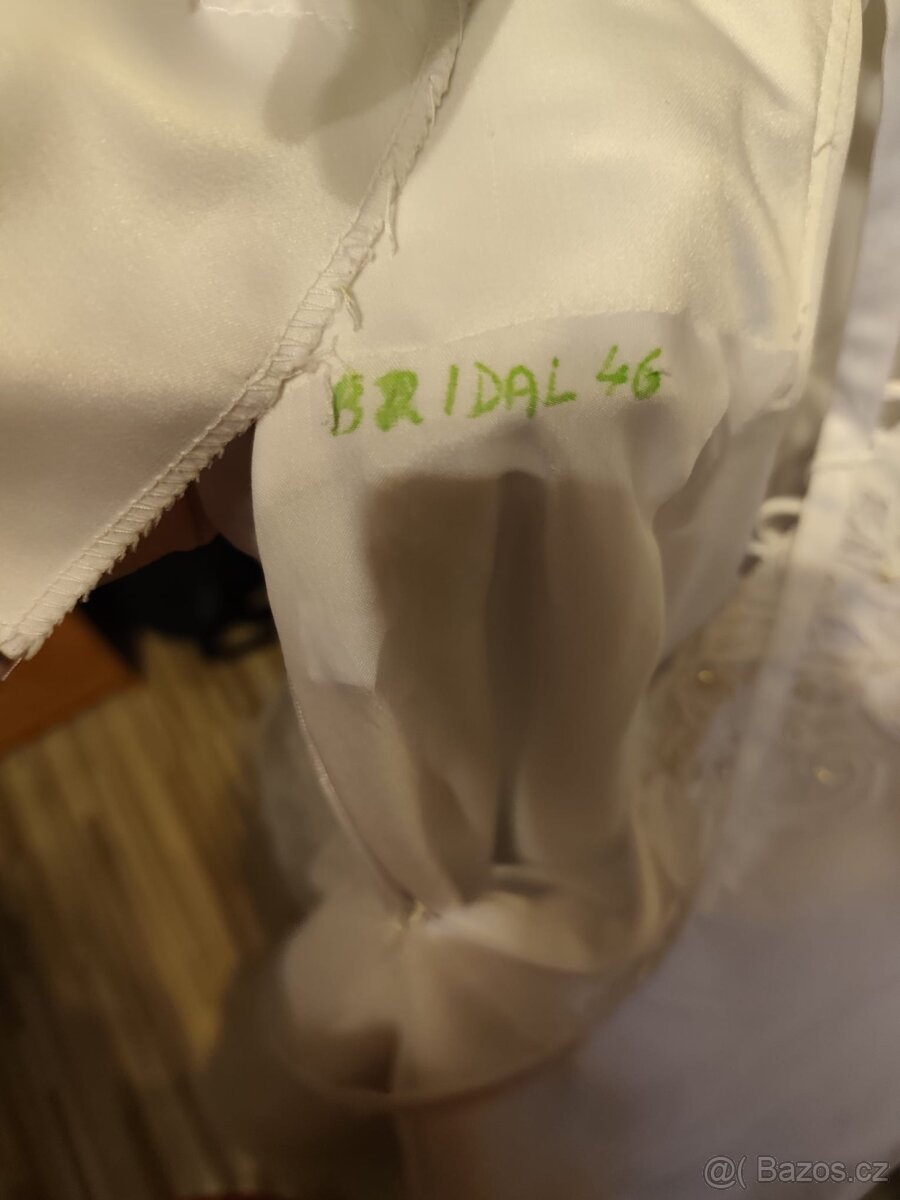 Prodám svatební šaty - 8