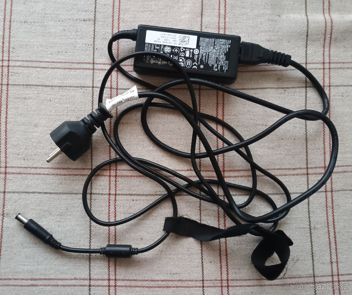 notebook Dell Vostro 3560 s novým Windows 10 - 8