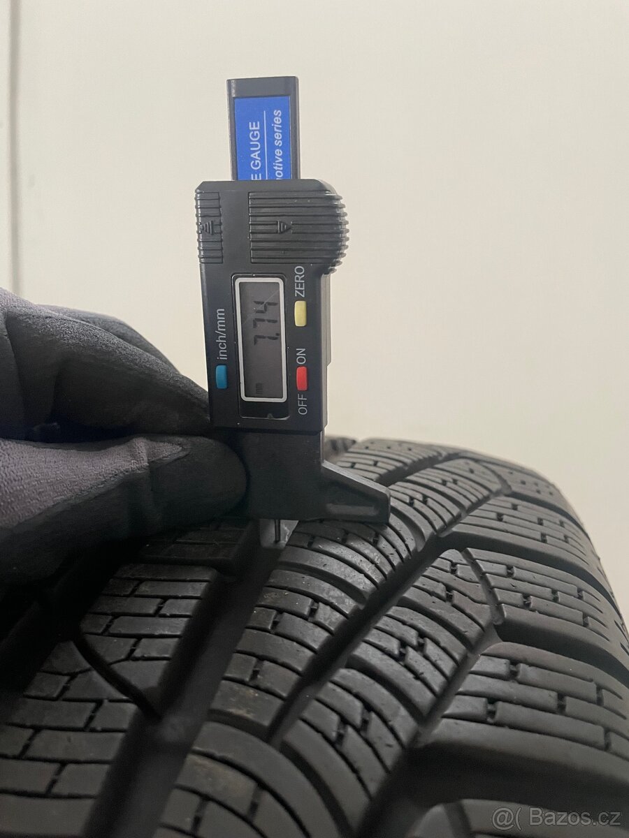 Original zimní alu vw Tiguan r19 Auckland + 235/50/19 95% - 8