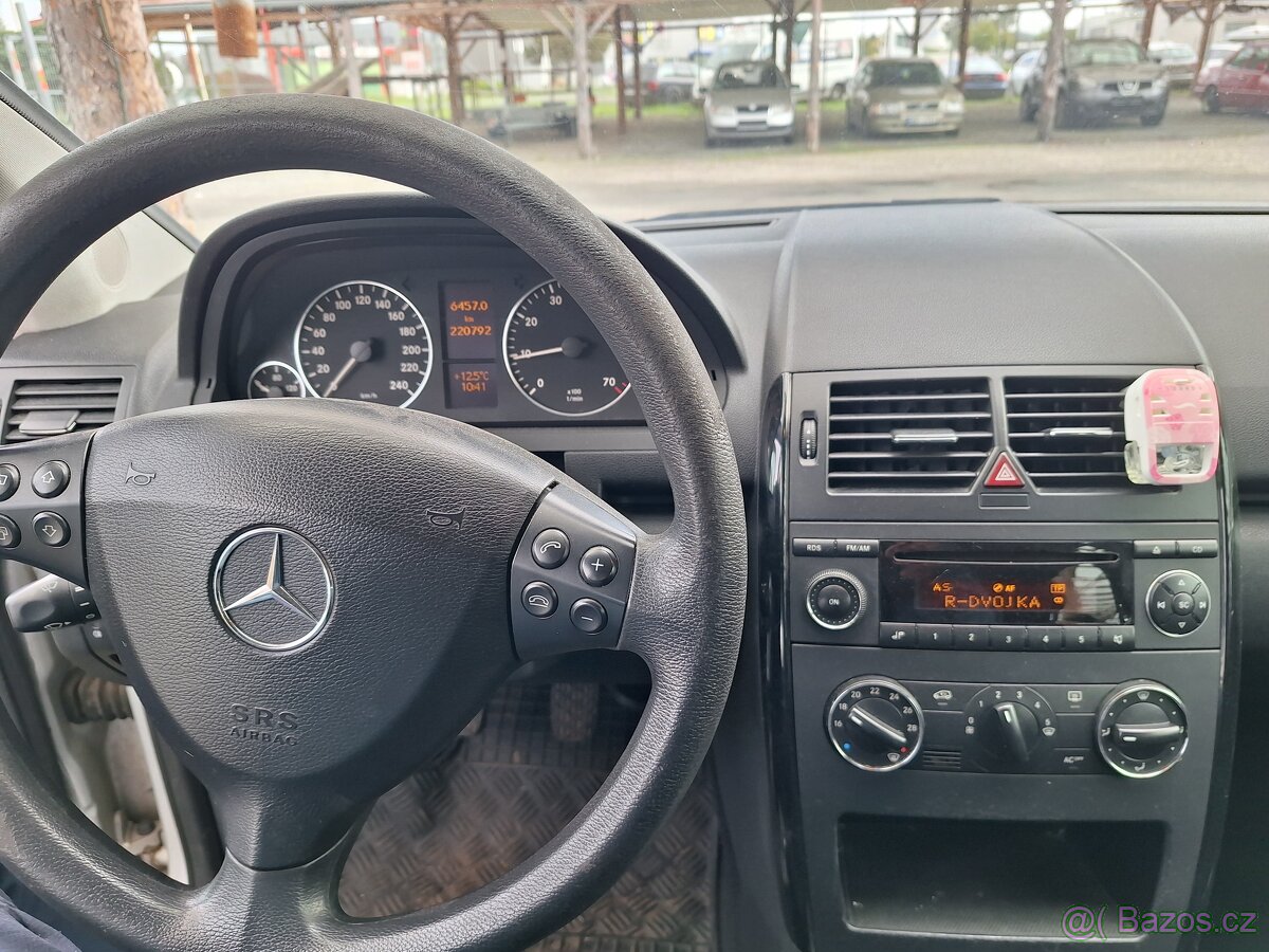 Mercedes A 1,5i benzin - 8