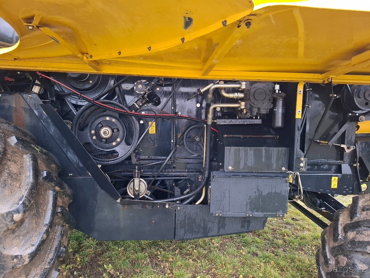 Predám kombajn New Holland CS 660 - 8