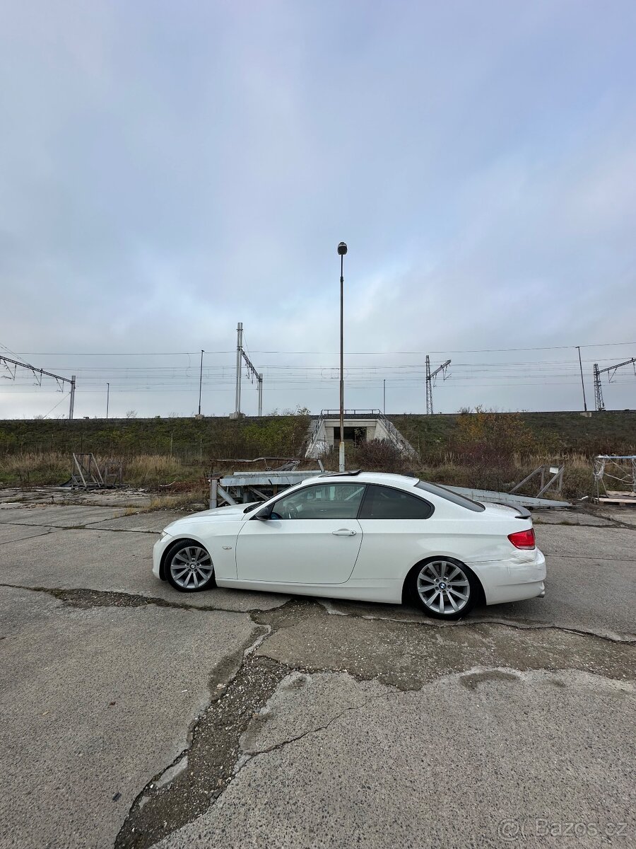 BMW e92 330d automatic - 8