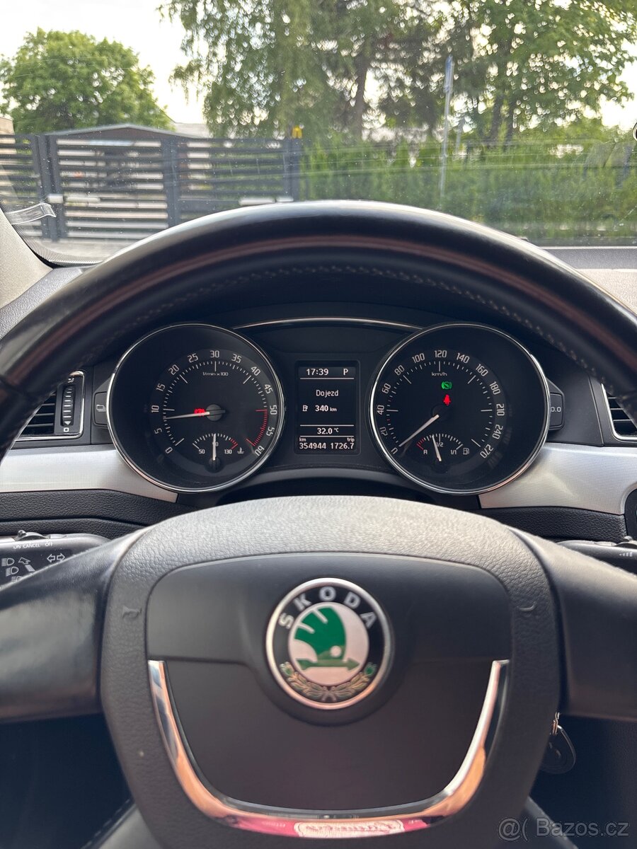 Škoda Superb DSG, 2.0 103kW, 2.majitel, pečlivě servisováno - 8