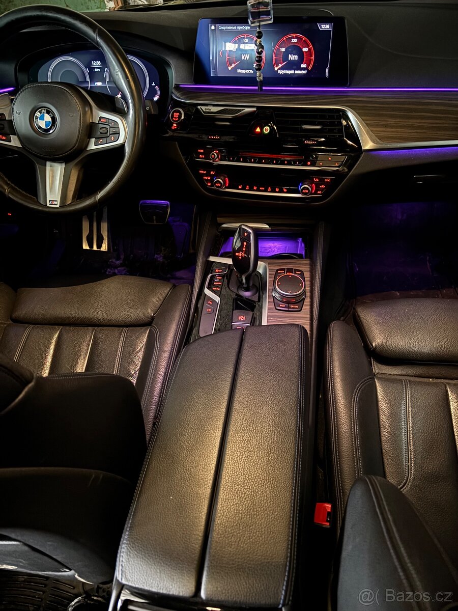 prodám BMW G31 530XD - 8