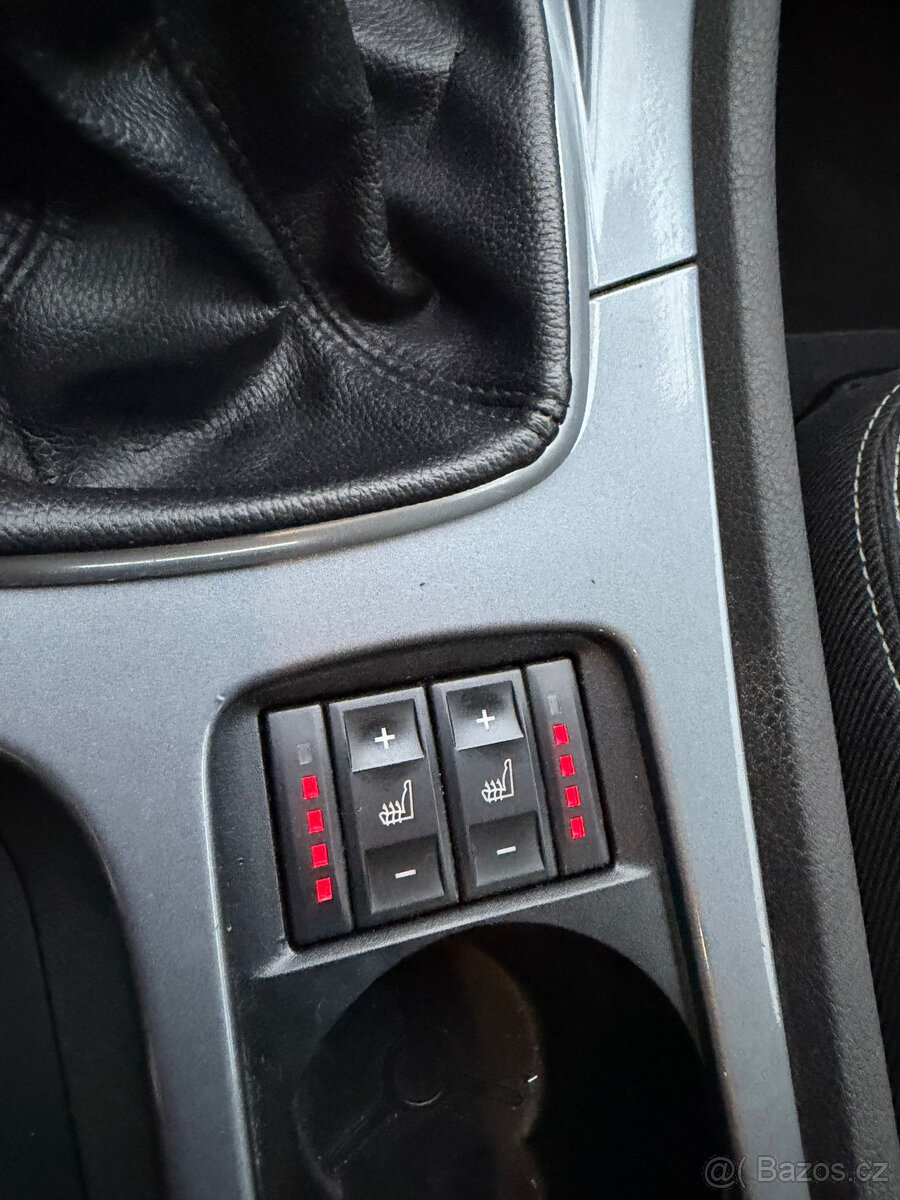 Ford Mondeo 1.6i TOP STAV - 8