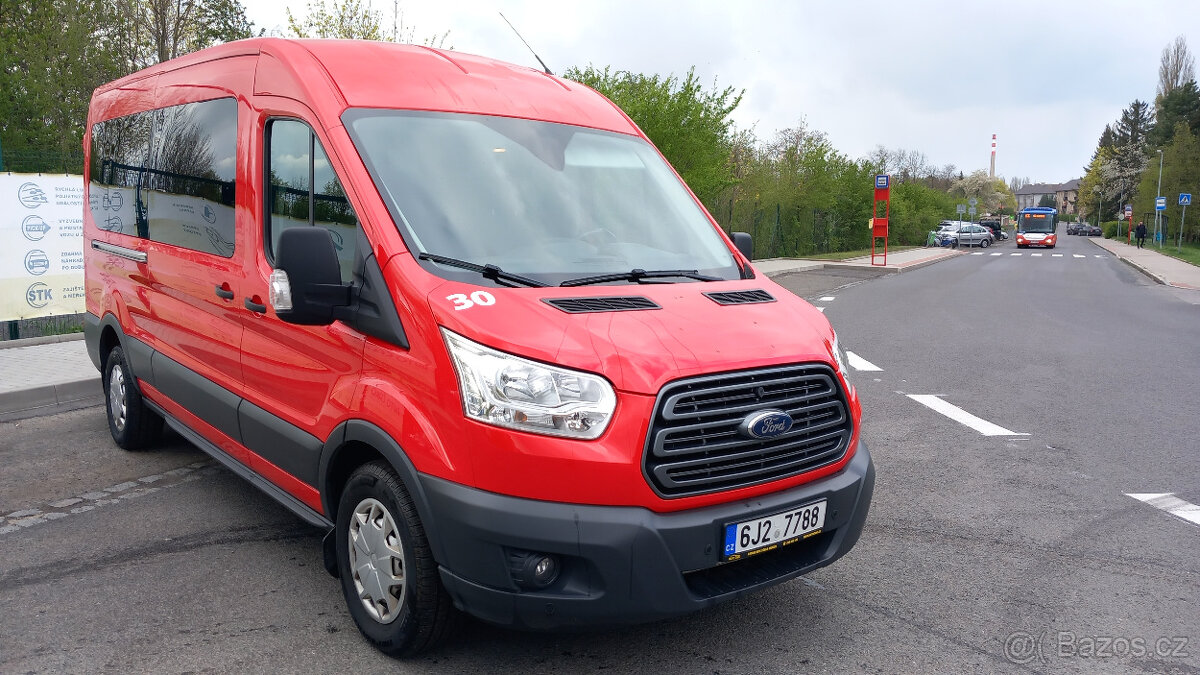 Půjčovna mikrobusů 8+1 a dodávek - 8