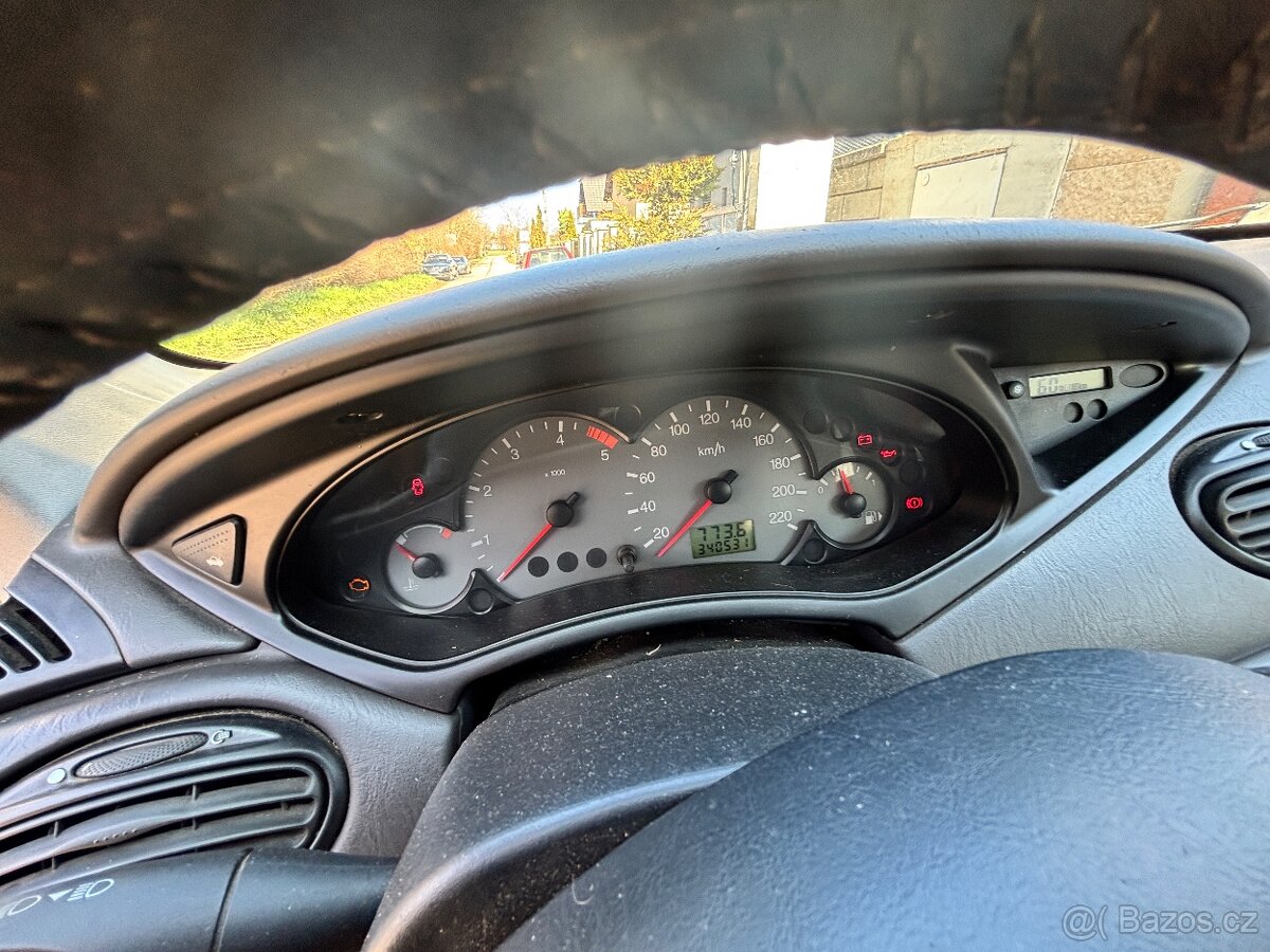 Ford Focus kombi MK1 - 8