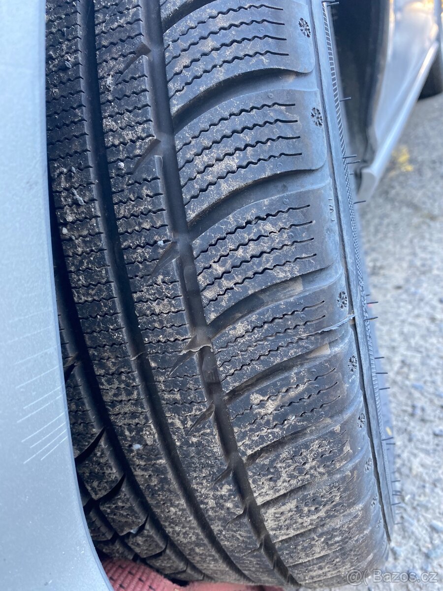 Prodáme Jaguar XType , 2 diesel , 2004 - 8