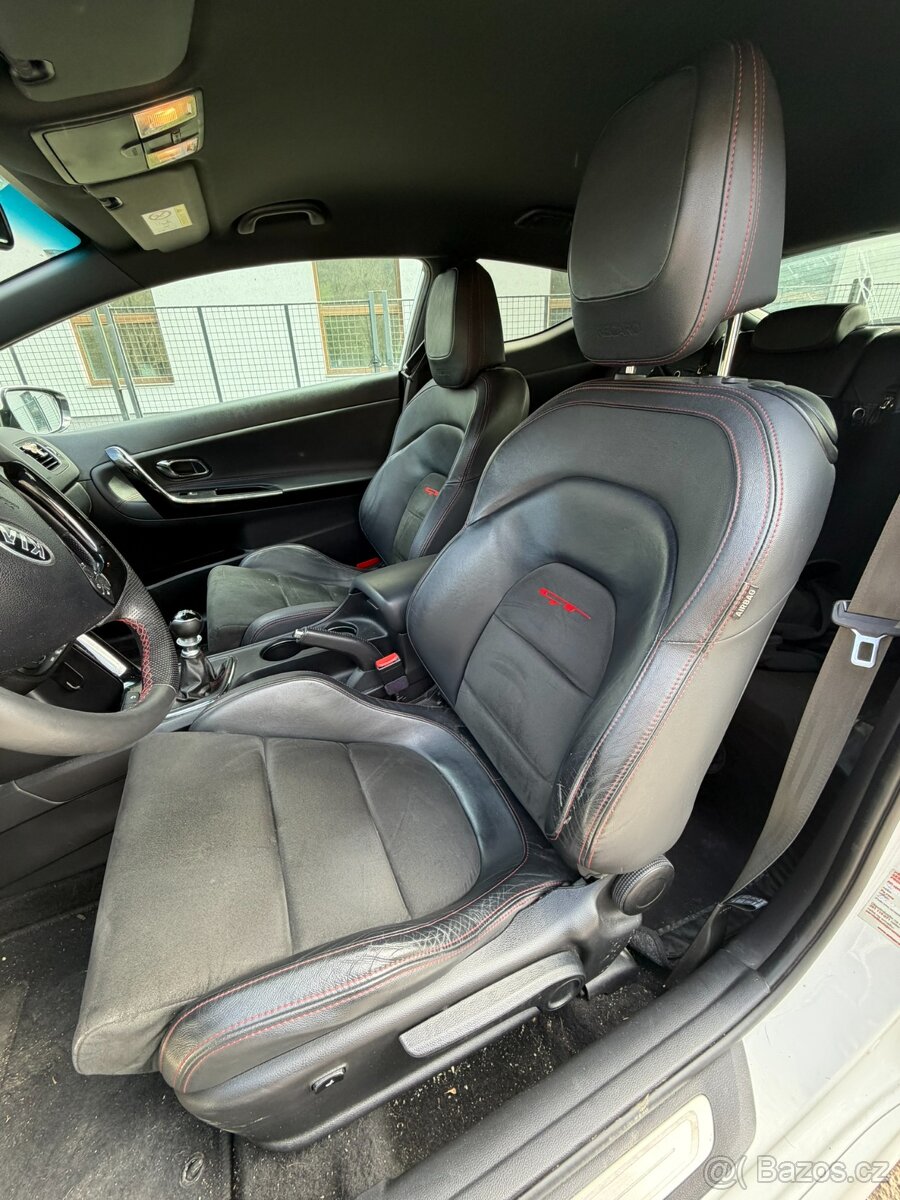 Kia Ceed GT - 8