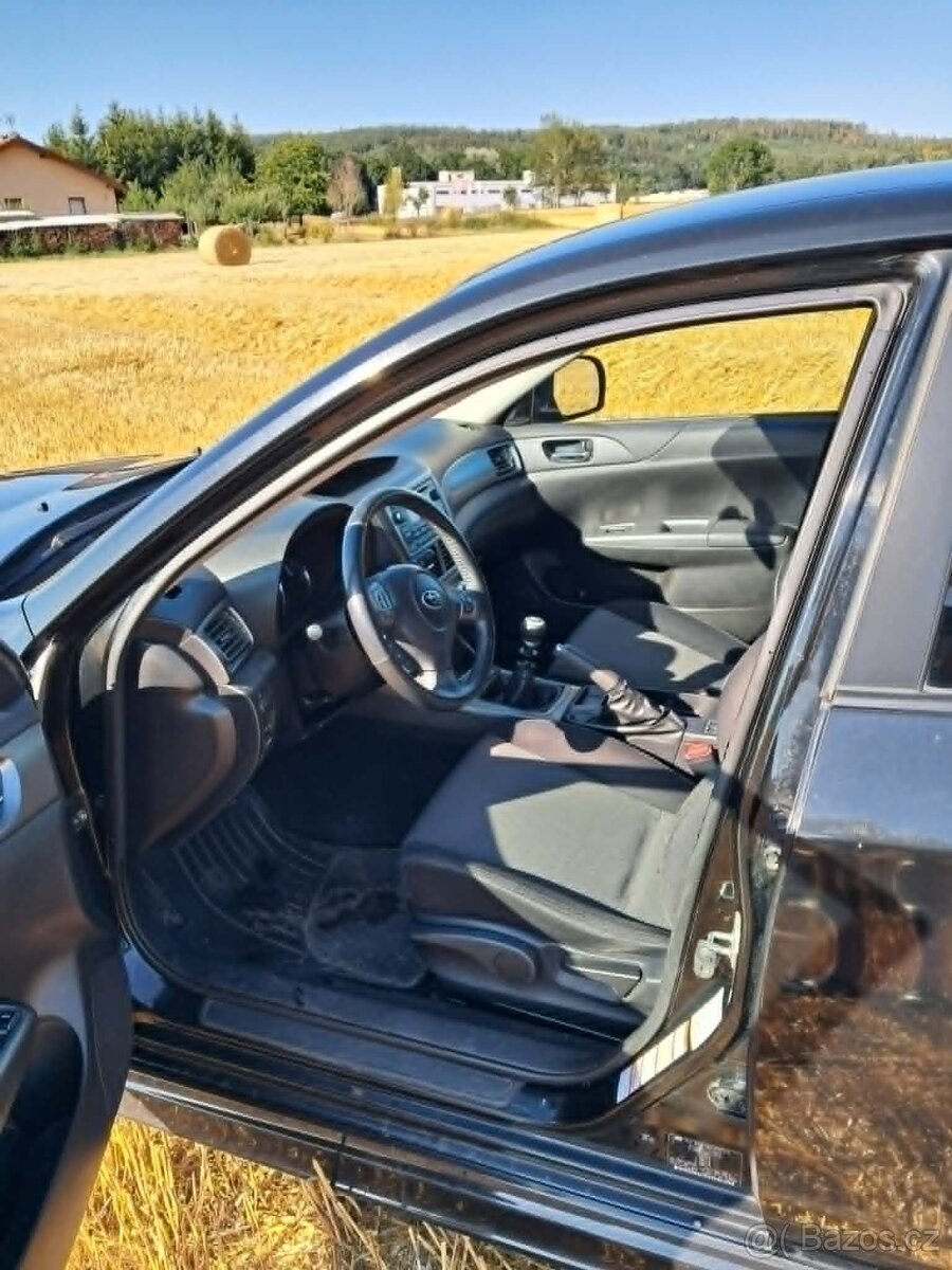 Subaru Impreza 2.0 D - 8
