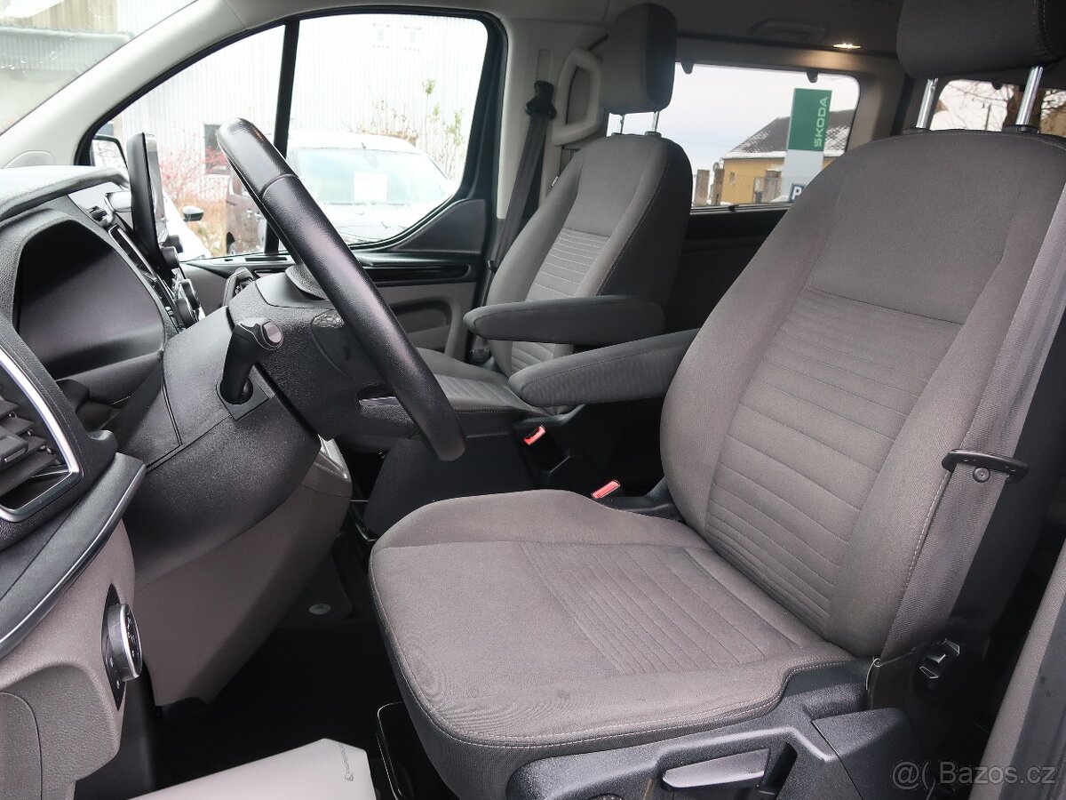 Ford Tourneo Custom 2.0EcoBlue,136kW,L2,8míst,serv.kn. - 8