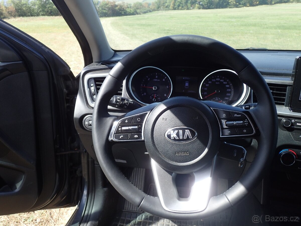 Kia Ceed SW 1,6CRDi 100kw ,Exclusive,11/2018 ČR - 8