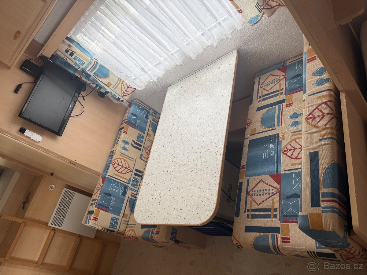 Karavan Sterckemann 490,Garáž - 8