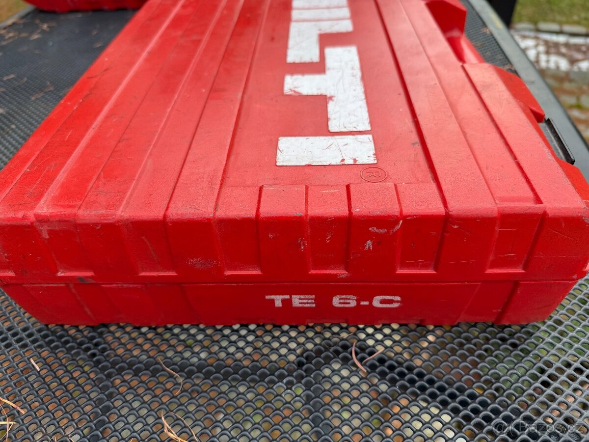 4 kufry HILTI na elektrické nářadí - 8