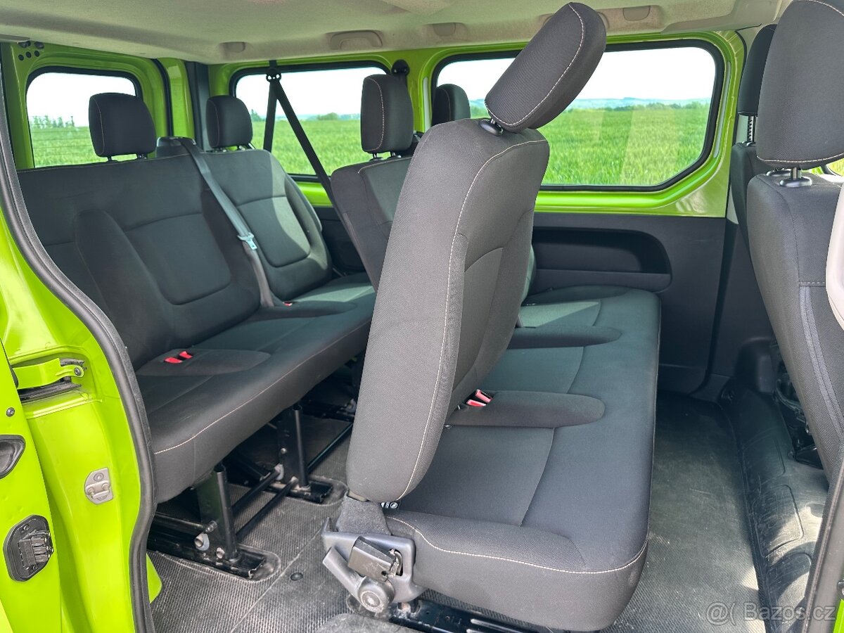 Renault Trafic 1.6dCi 92kw, 8 míst, SERVIS, ČR - 8