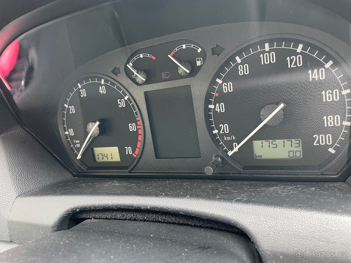 Škoda Fabia 1.4 mpi - 8