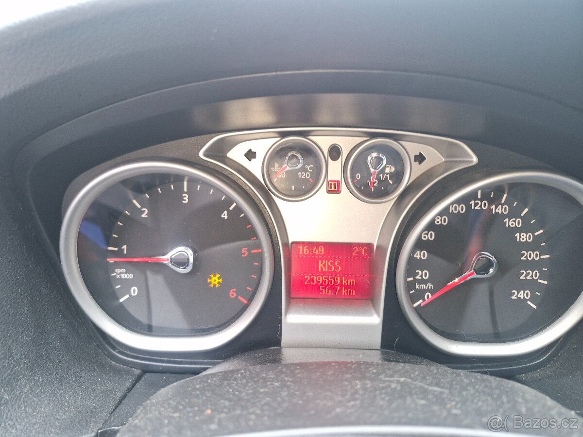 Ford Focus Mk2 - 8
