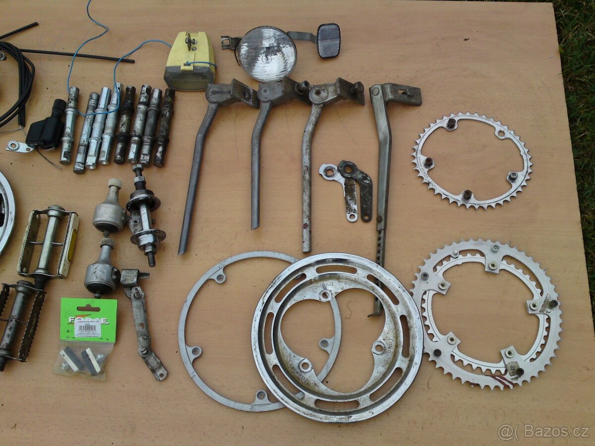 Díly na kolo Favorit - 8