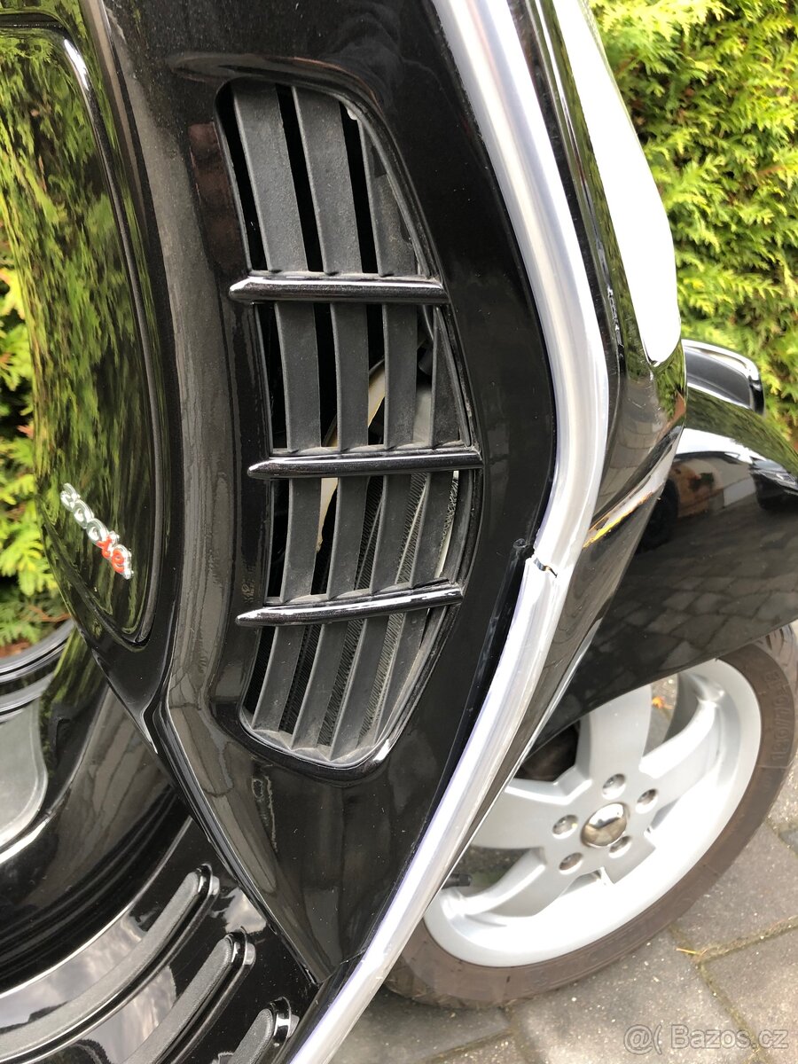 Vespa GTS 300, 2017, lehce poškozena - 8