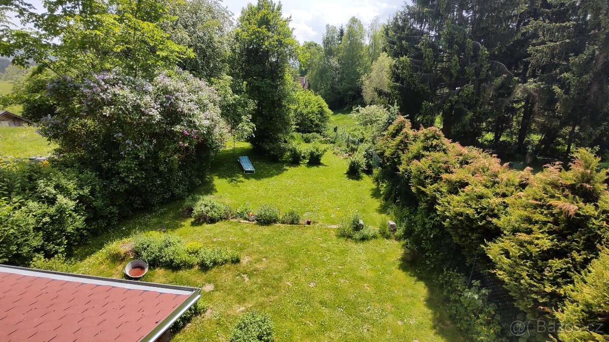 Chalupa s osobitým kouzlem na klidném místě - 8