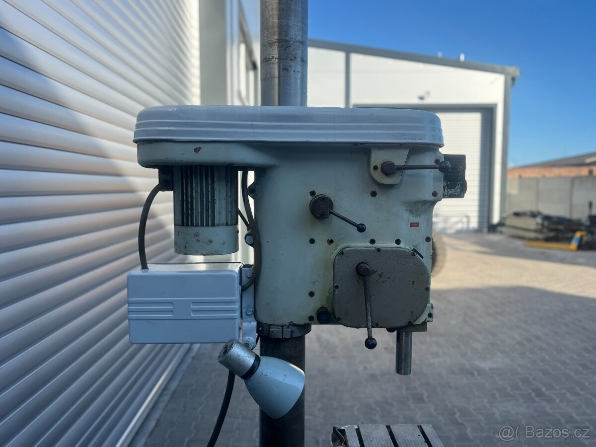 Sloupová vrtačka VS32A - 8