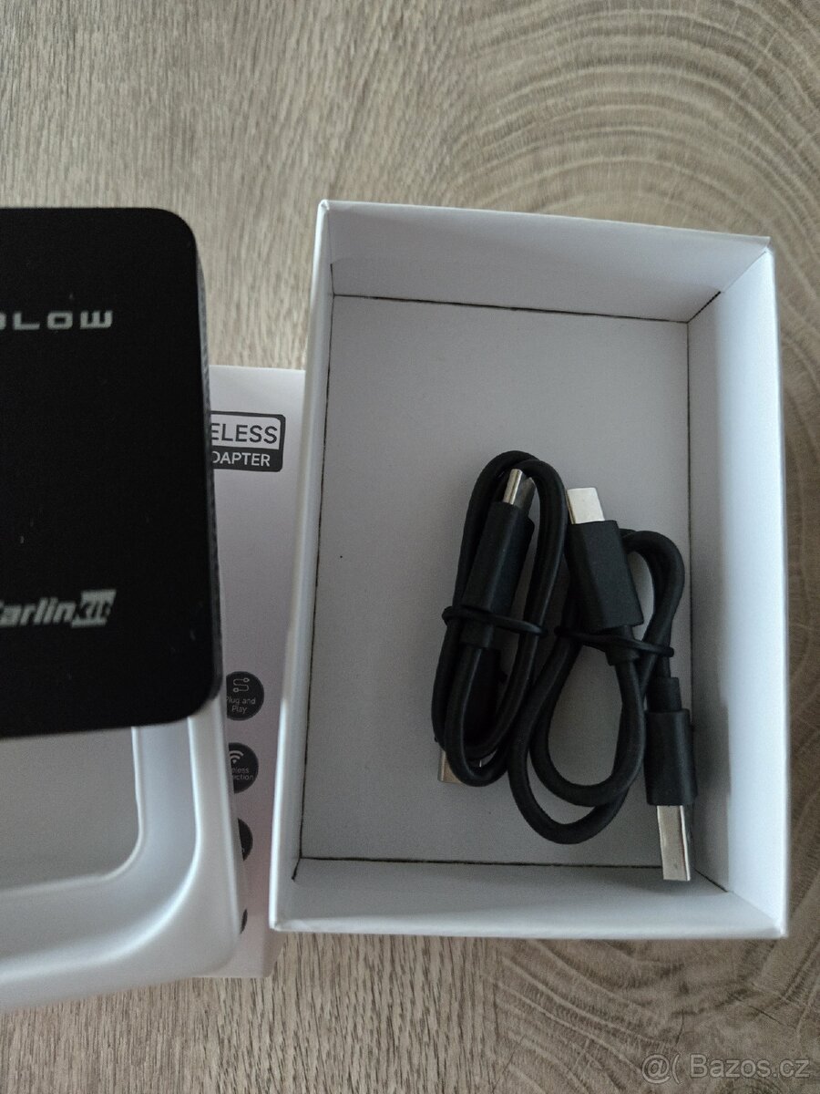 Bezdrátový adaptér pro Car play a Android Auto - 8