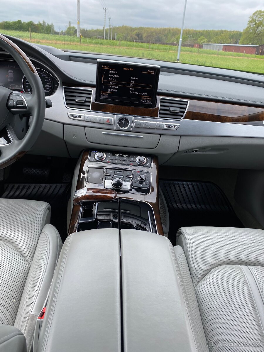 Audi A8 4.2 TDI - LONG; TOP STAV - 8