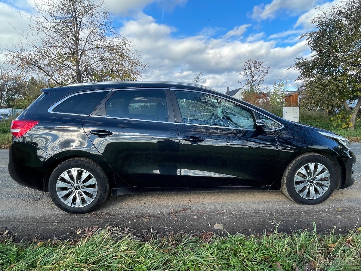 KIA CEED SPOTR SW 1.6i-16v 99kw KOUPENO V CZ - 8