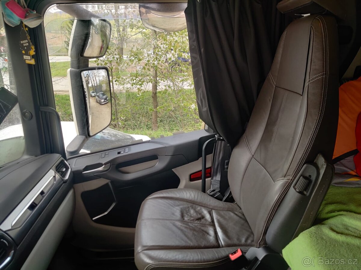 Tahač návěsů SCANIA S500 A6x2NB - 8