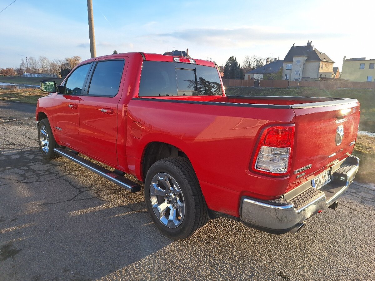 Dodge RAM 1500. 5.7 Hemi r .2019. Pouze 23.000km - 8