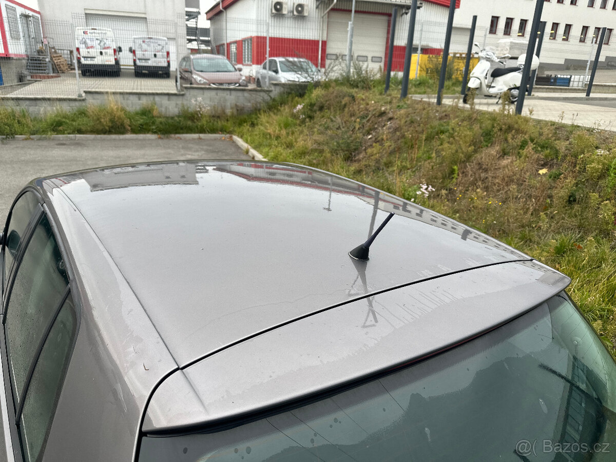 Volkswagen Golf V 1.6i, 75kW, 2006, edice GOAL - 8