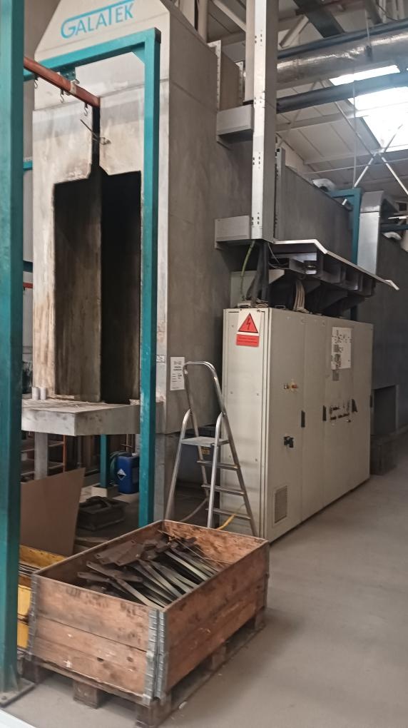 Průběžná lakovací linka včetně mokrého boxu - 8