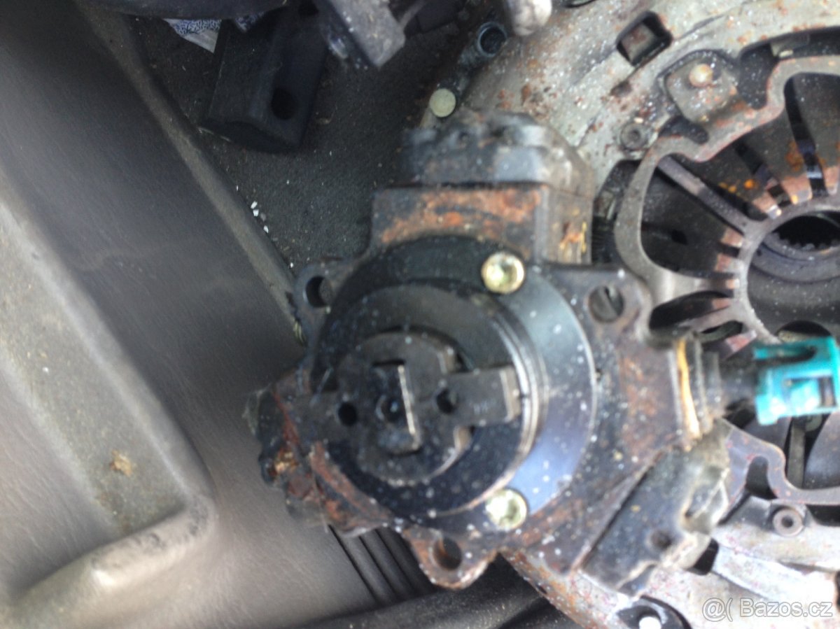 Chrysler PT Cruiser 2,2CRDi 2003 - díly - 8