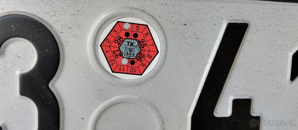 Dacia Sandero 2009, 1,4 - 8