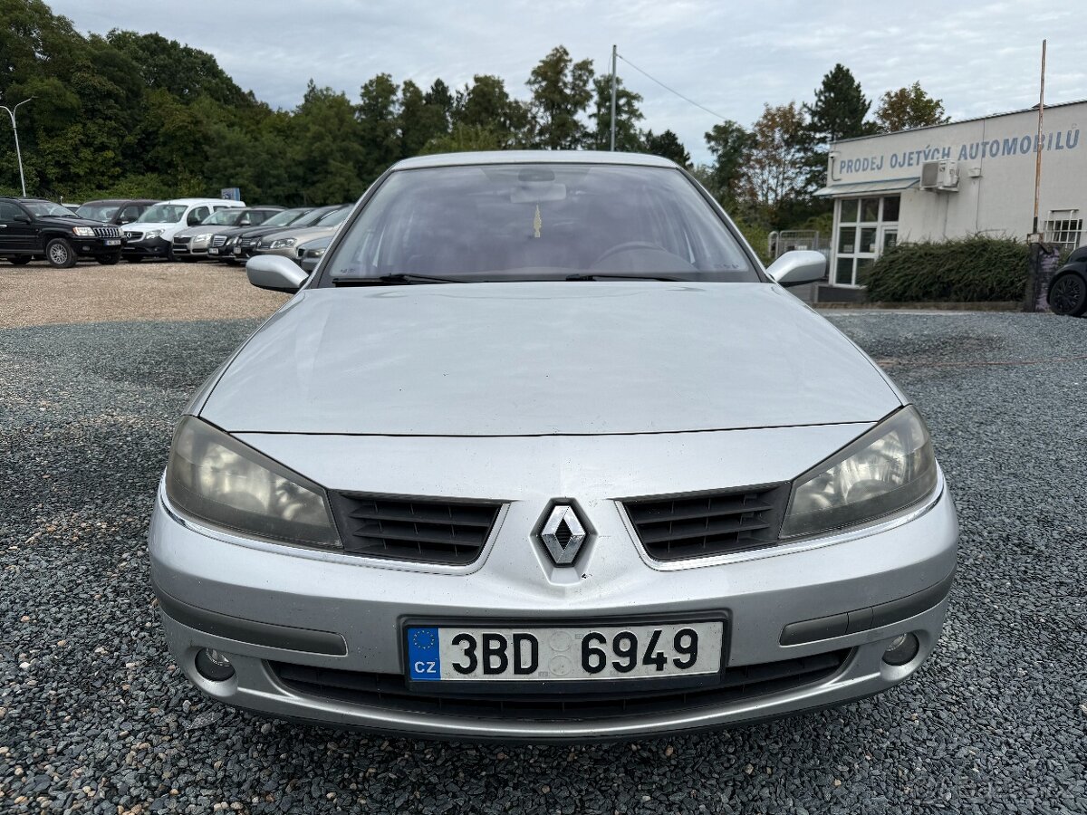 Renault Laguna 1.9 DCi 88KW - 8