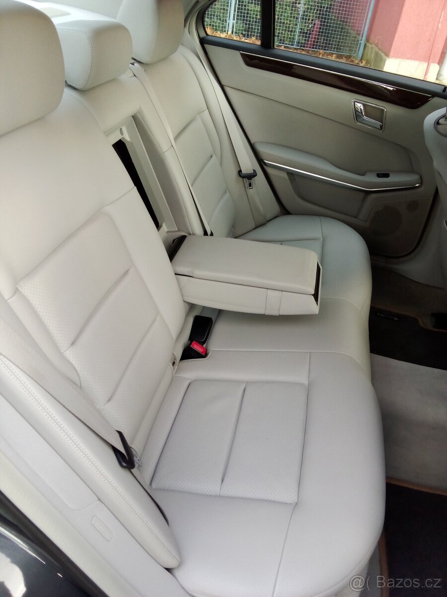 Mercedes Benz E 220D w212 - 8