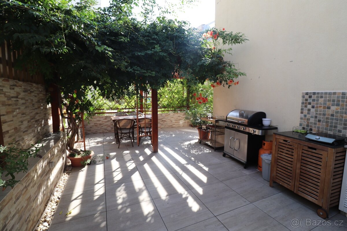 ☀Vodice(HR)-Kompletne zariadený byt s dvorom, 600 m od pláže - 8