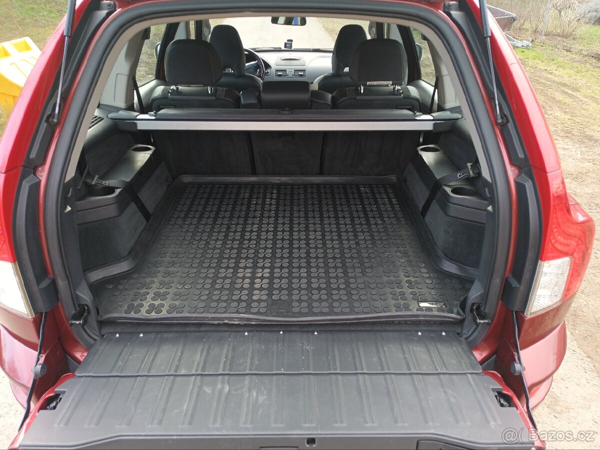 Volvo XC90 D5 AWD, rok výroby 09/2013 - 8