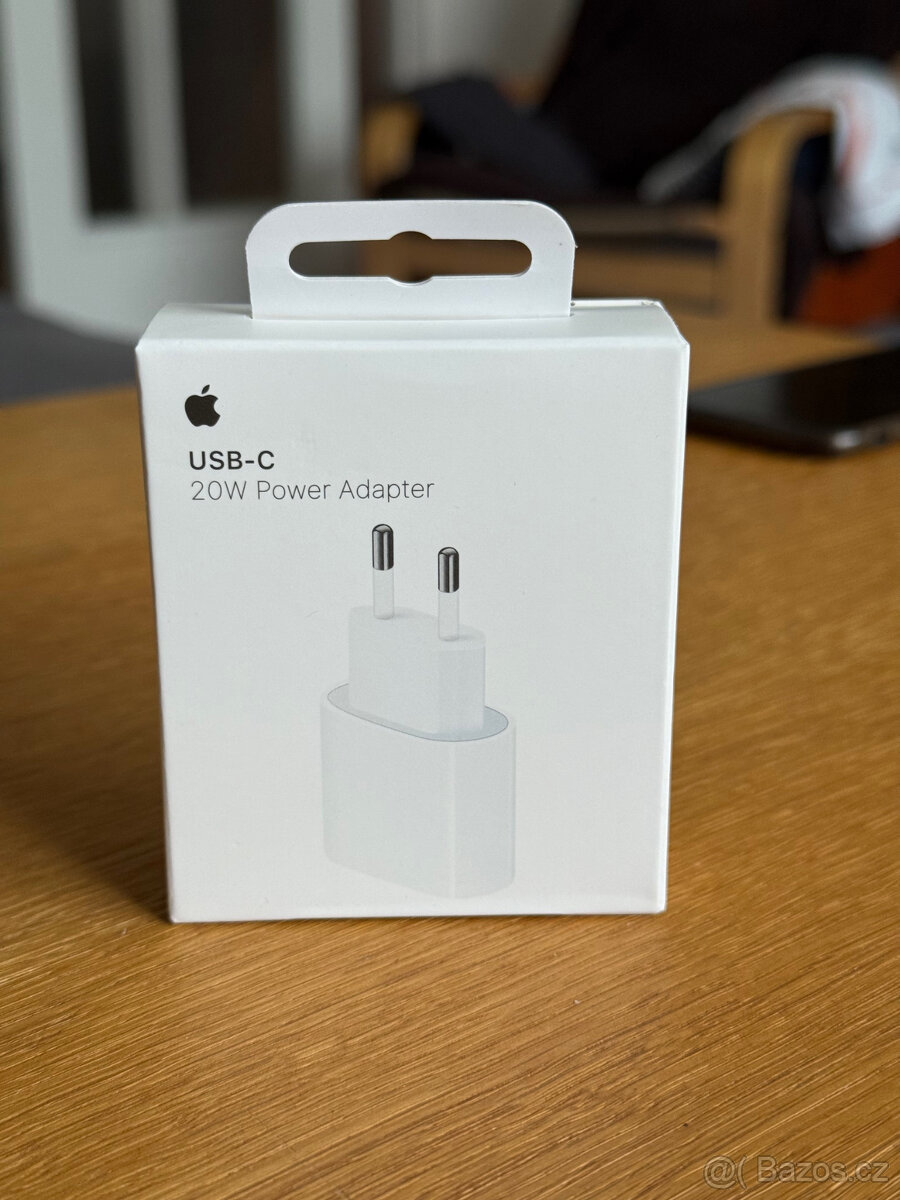 iPhone 15 PRO MAX 256 GB - Top stav - 100% kondice baterie - 8