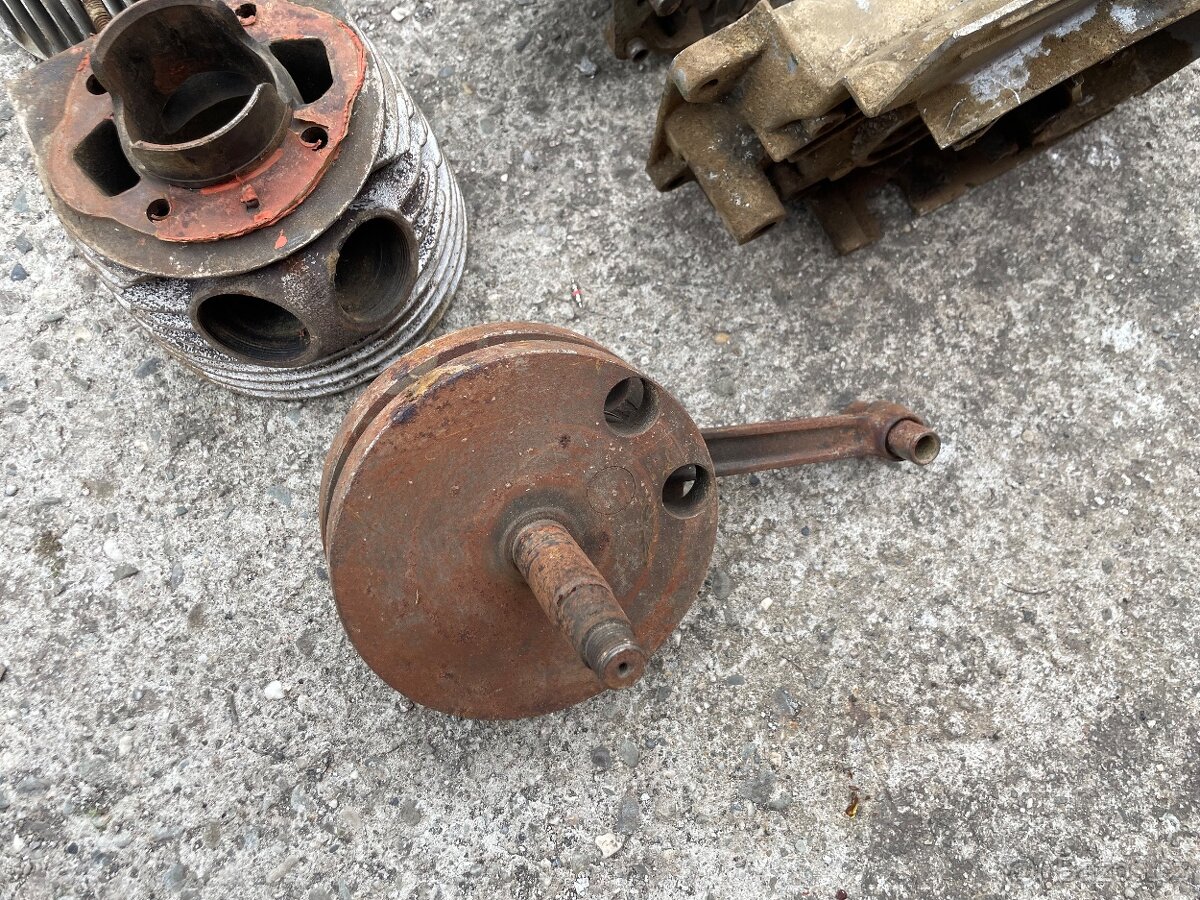 Motor jawa 250/559 - 8