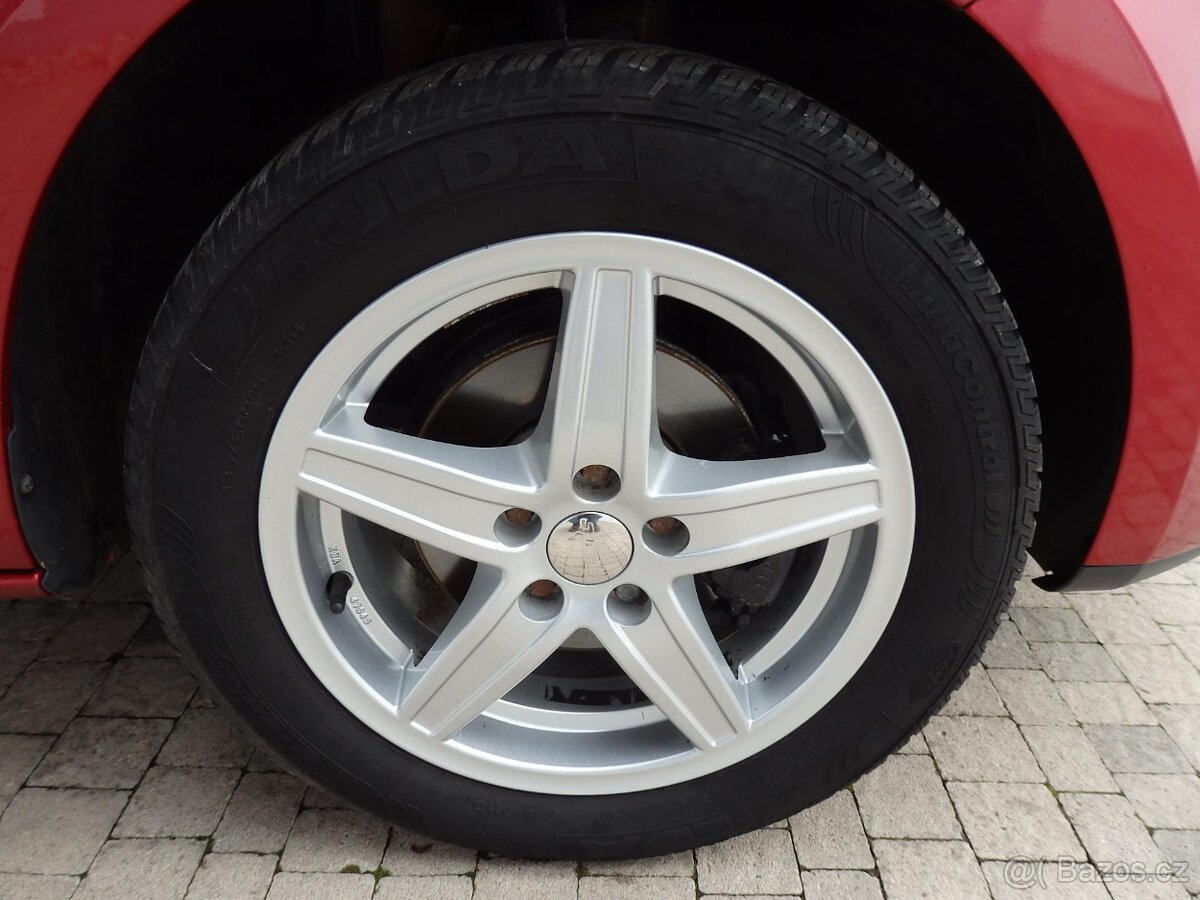 SEAT IBIZA ST KOMBI 1.2 TSI STYLE 77KW SERVISKA TAŽNÉ PĚKNÁ - 8