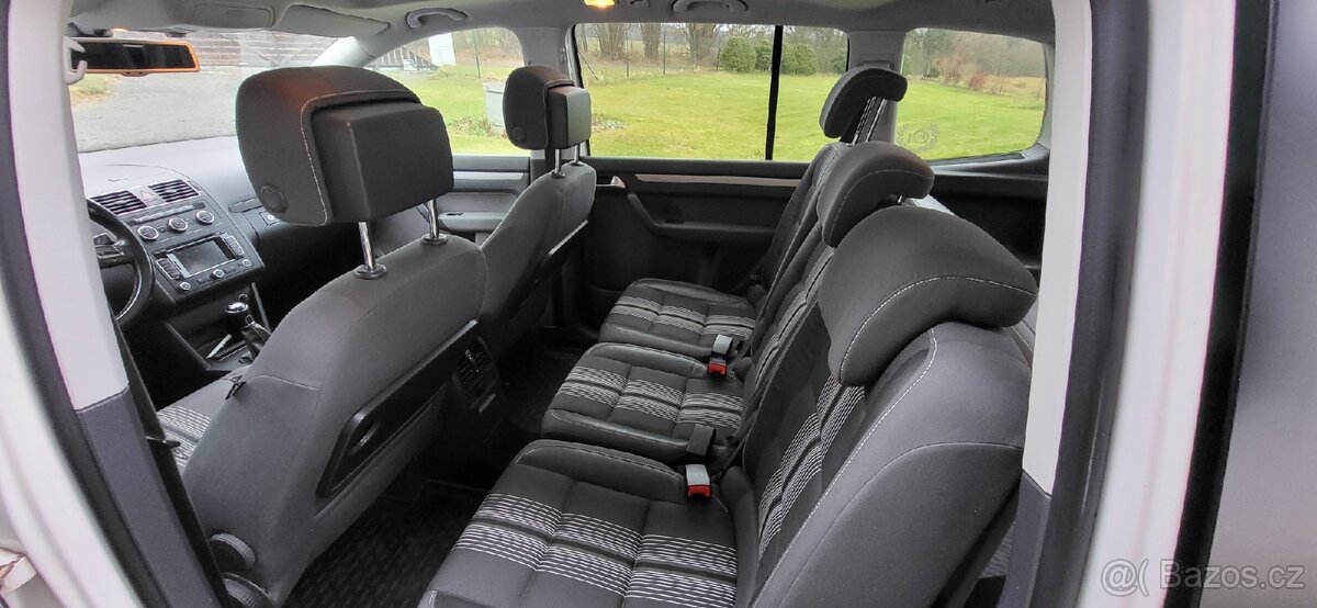 VW Touran - 8