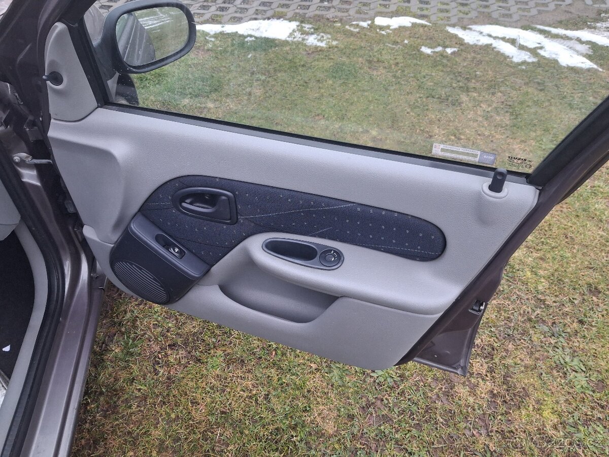 PRODÁM DÍLY Z RENAULT THALIA 1.5 DCI TYP MOTORU K9K ROK - 8